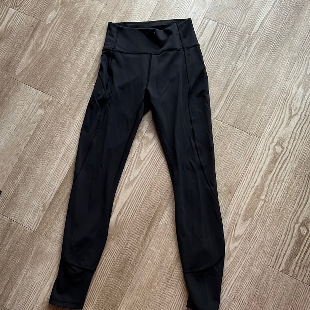 lululemon size 4 leggings!